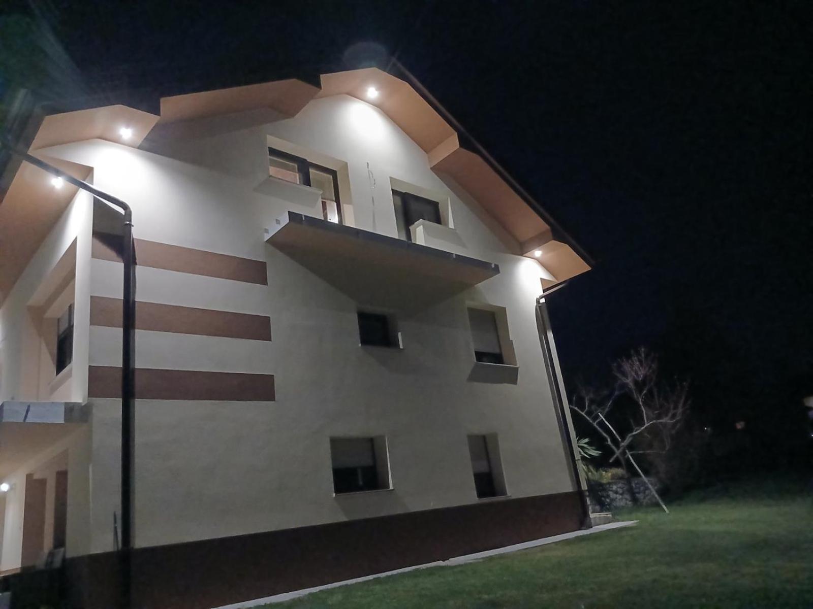 Luxury Apartment Ana With Hot Tub Visnja Gora Exterior photo