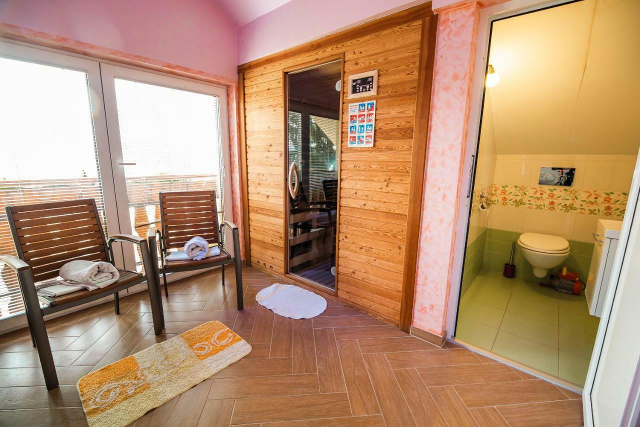 Luxury Apartment Ana With Hot Tub Visnja Gora Exterior photo